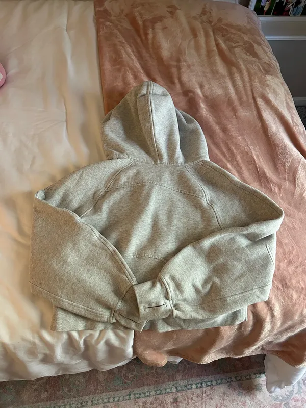 Light Heather Grey Lululemon Scuba Half-Zip - Image 3