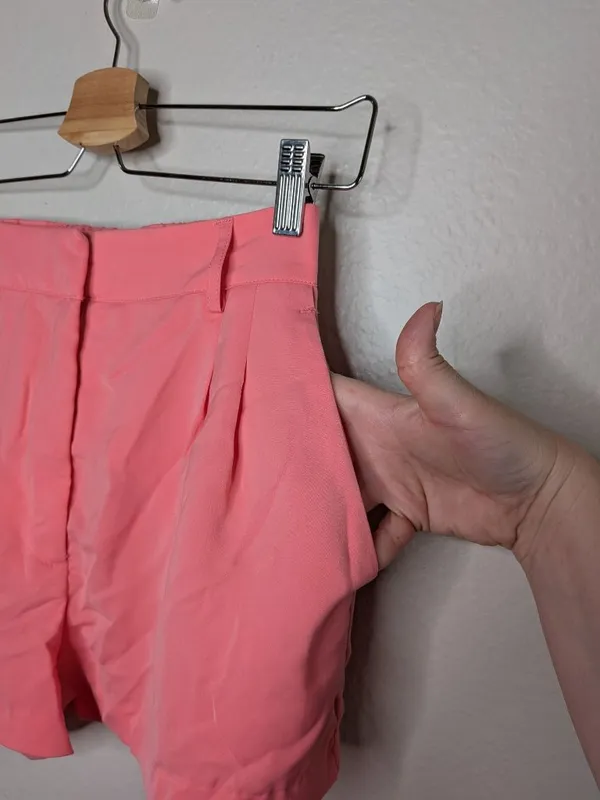 Z Supply Coral Pink Flat Front High-Waisted Dress Shorts XS - Image 2