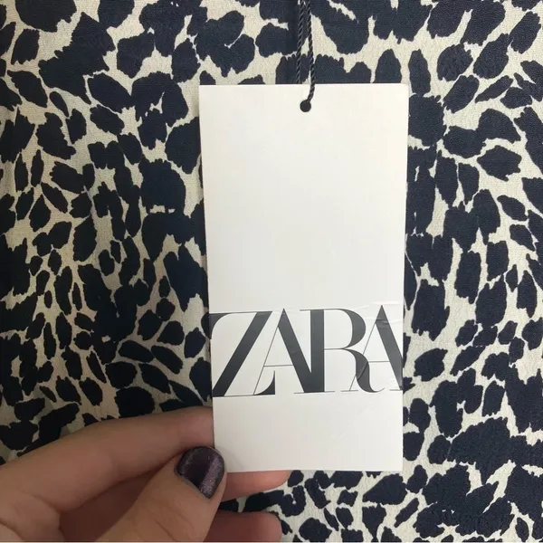 Zara puffed sleeves blouse‎ lightweight new with tags size medium - Image 5