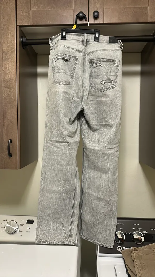 American Eagle Jeans Comfort Stretch Waistband Mom High-Rise - Image 4
