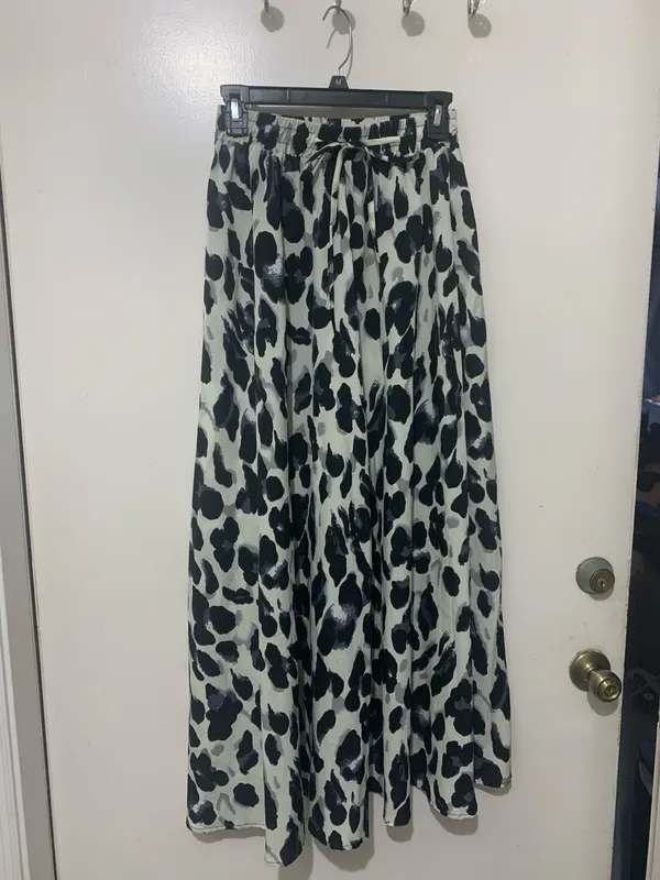 Amazon Cheetah print maxi skirt - Image 2
