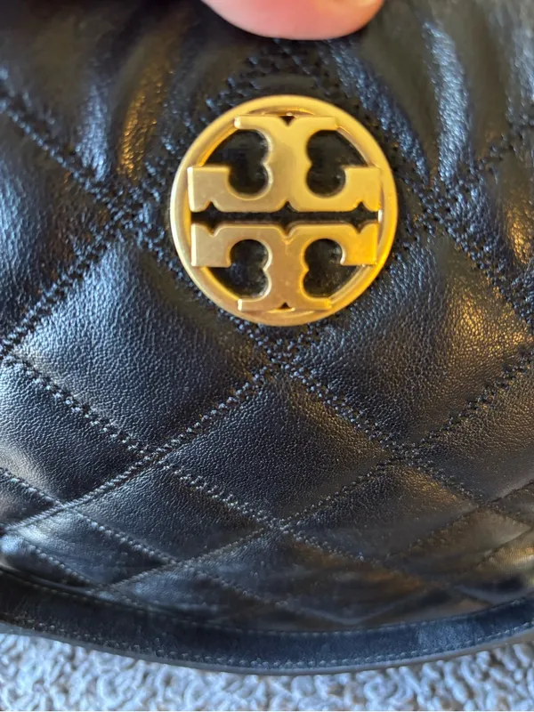 Authentic Tory Burch WILLA Quilted Chain Tote - Black NWT - Image 4