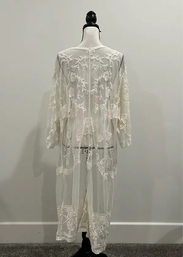 Dizzy Gal Lace Kimono White Size M - Image 4