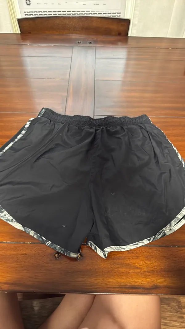 Nike Shorts - Image 2