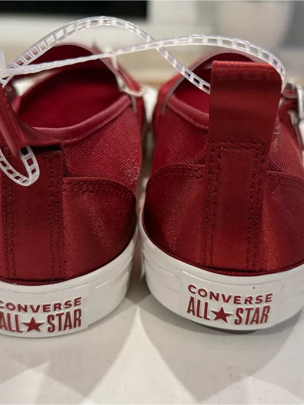Converse Chuck Taylor All Star Dainty Mary Jane mesh sneakers in park red - Image 4
