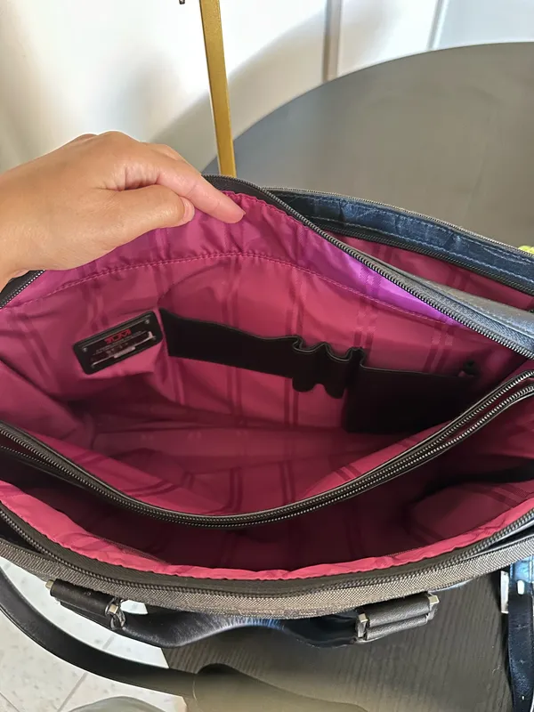 Vintage TUMI Black Nylon & Leather Structured Tote / Business Bag – Pink Lining – Shoulder Strap - Image 10