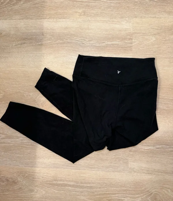 Old Navy Powerchill Leggings Extra High-Rise - Image 2
