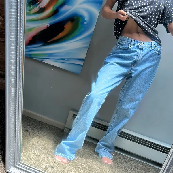 Tommy Hilfiger Vintage Classic Blue Light-Washed Denim Jeans Size 2 - Image 11