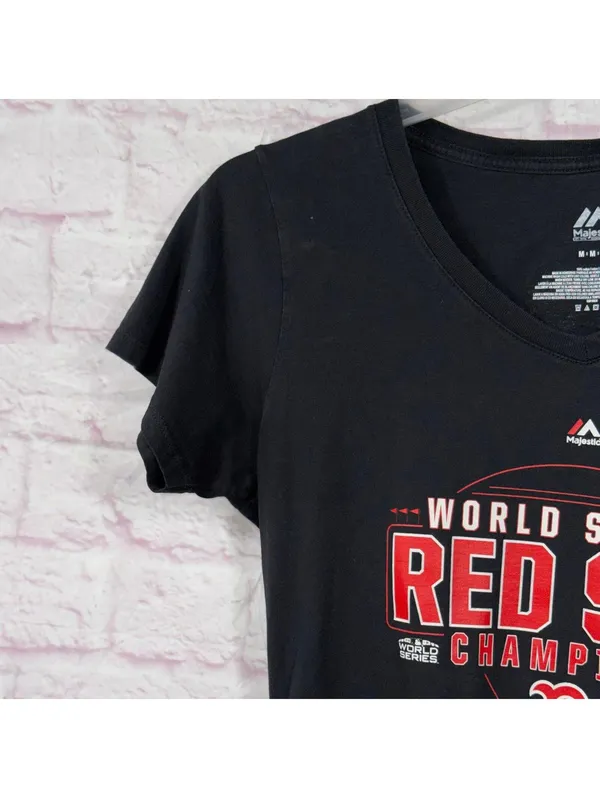 Majestic Boston Red Sox 2018 World Series Champions Women’s Tee Medium - Image 5