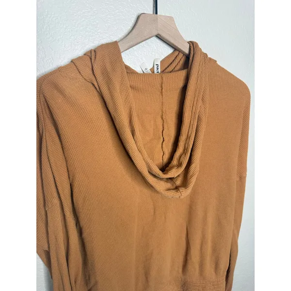 PACT Women's L Organic Cotton Pullover Lite Waffle Hoodie Knit Sweater Camel - Image 9