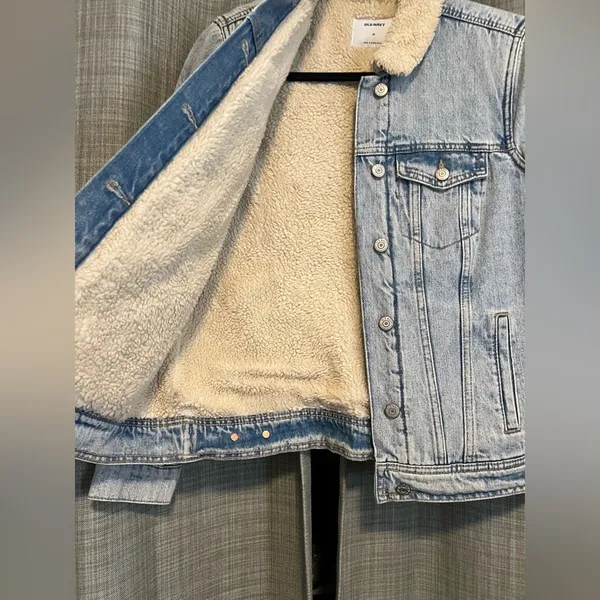 Old Navy Light Blue Denim Jacket with Cream Sherpa Collar - Image 2