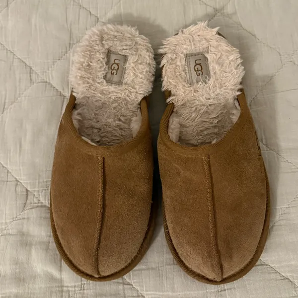 UGG Brown Slippers with Cream Lining - Image 2
