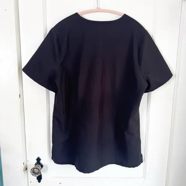 FIGS Technical Collection Catarina One Pocket Scrub Top Black Short Sleeve Large - Image 9