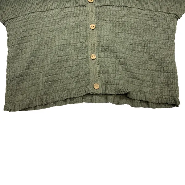 Mudd Y2K Waffle‎ Knit Button Front Cropped Top Olive Green Medium EUC - Image 4