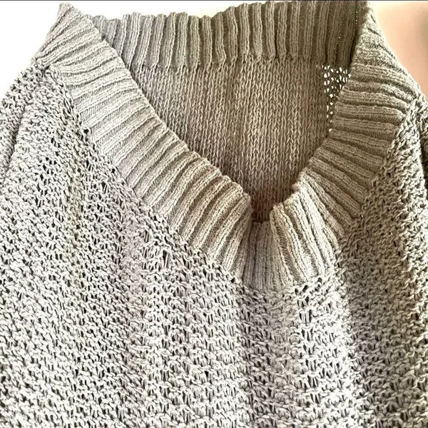Kensie olive green long sleeved sweater S - Image 5