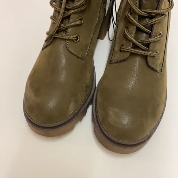 Aveline hiking boots-Universal threads A4‎ - Image 4