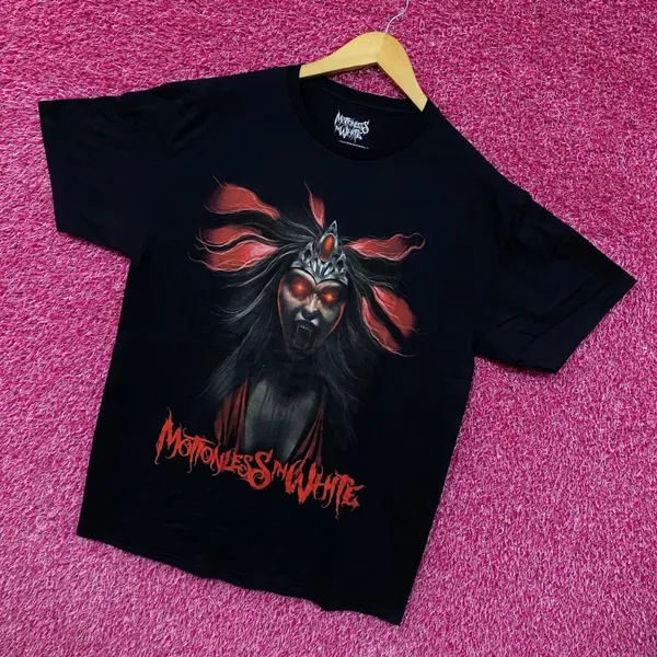 Motionless in White Screaming Banshee Tshirt size extra large - Image 3