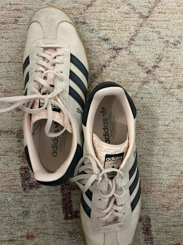 Light pink and navy Adidas gazelles  - Image 2