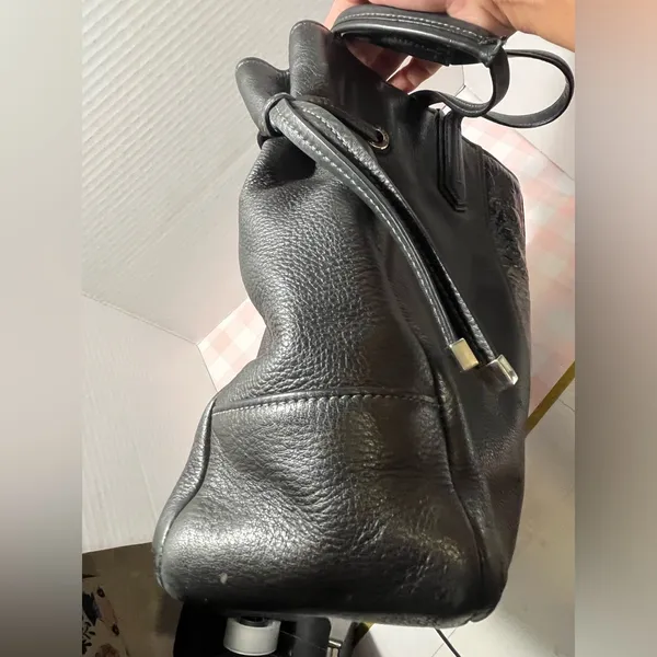 Coach Black and Glossy Leather Tote - Image 5
