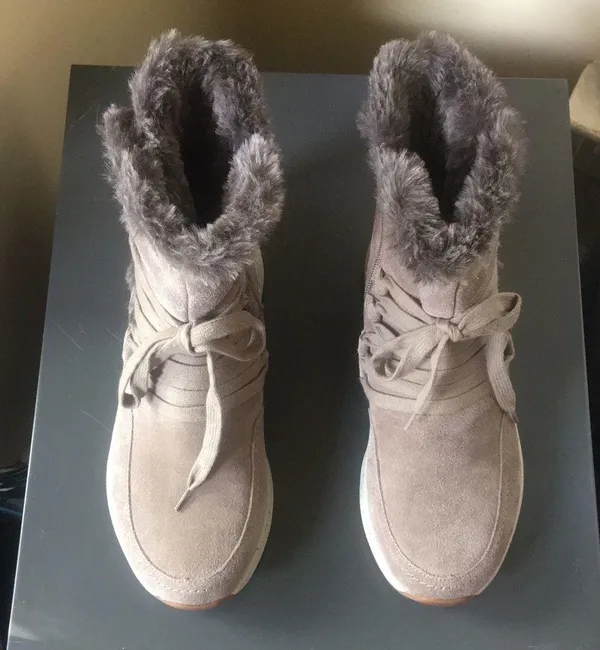 Earth Roamer Taupe Beige Suede Side Zip Lace Up Boots $139.95 EUC 7.5 - Image 3