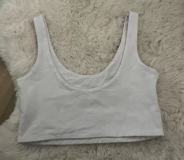 White tank - Image 2