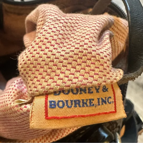Dooney Bourke Canvas Monogram Y2K Gray / Black Shoulder Bag - Image 9