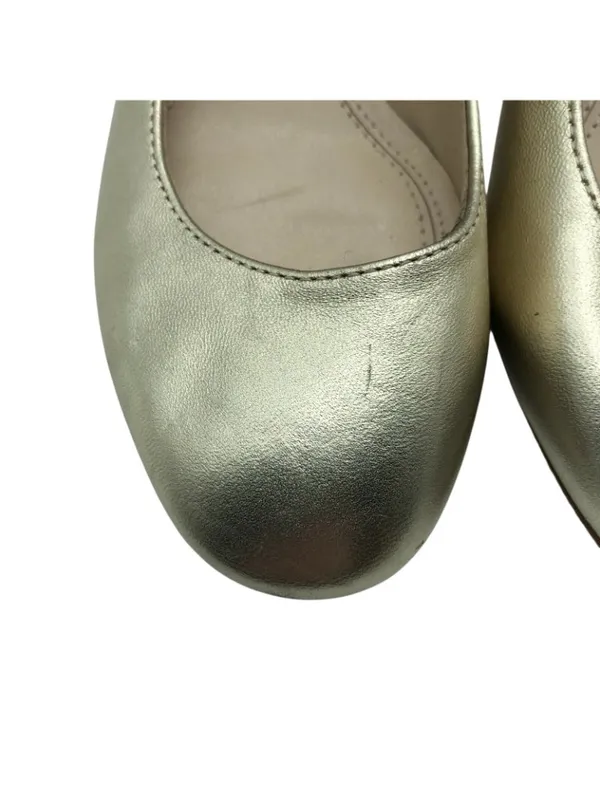 Marc Fisher Block Heels Closed Toe Slip On Leather Gold Size 6 - Image 3
