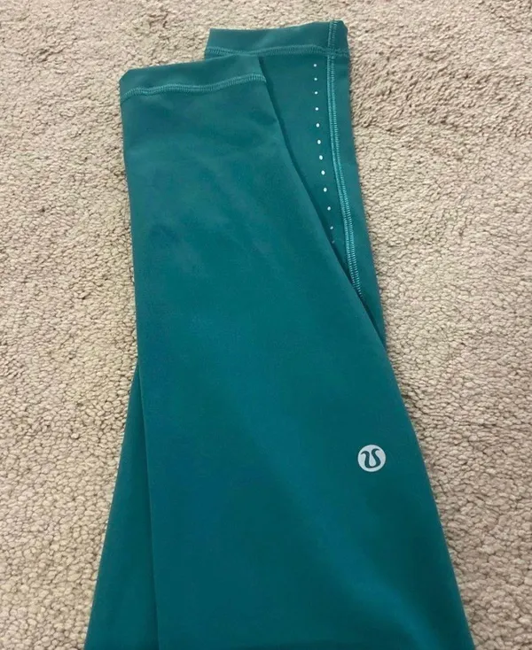 Swift Speed High-Rise Tight 28” Size 4 - Image 6