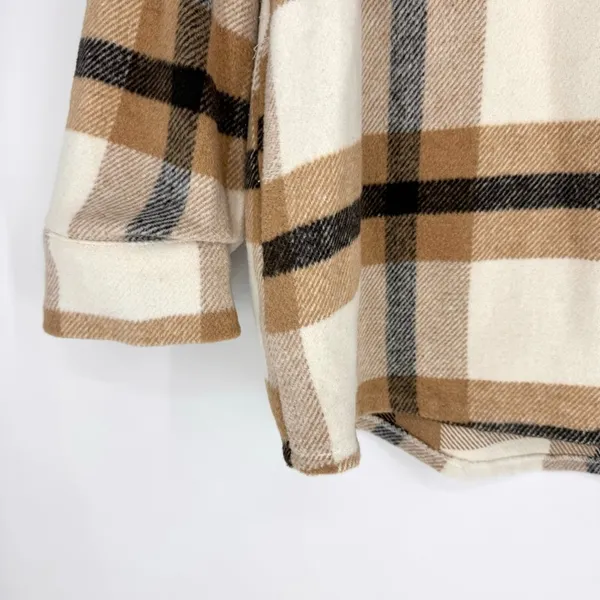 Wanna B Me Plaid Shacket Brown Cream Tan‎ Button Front Size L - Image 4