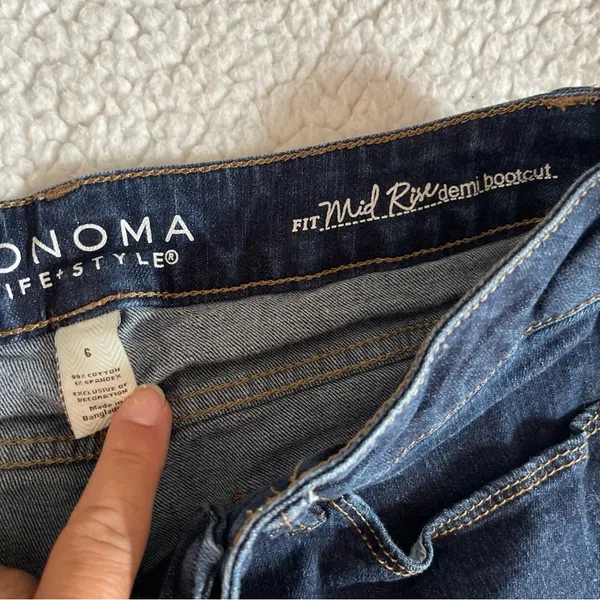 Women'S Sonoma Mid Rise, Boot Cut Dark Wash Jeans Size 6 - Image 4