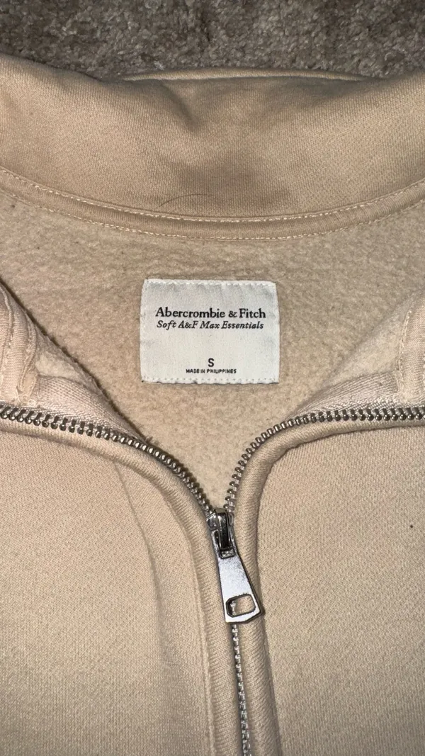 Abercrombie Soft A&F Collection Sweater - Image 2