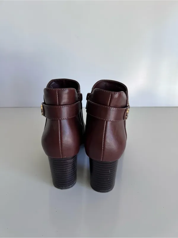 Giani Bernini Artemyss Faux Leather Ankle Booties Size 6 - Image 4
