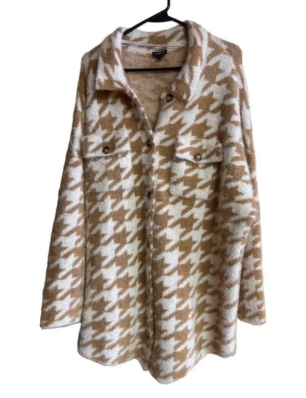 Torrid 3 houndstooth camel and ivory button up Sherpa jacket - Image 2