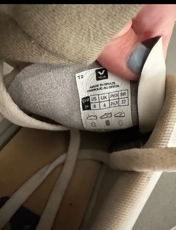 Women’s V-10 VEJA Sneakers - Image 3