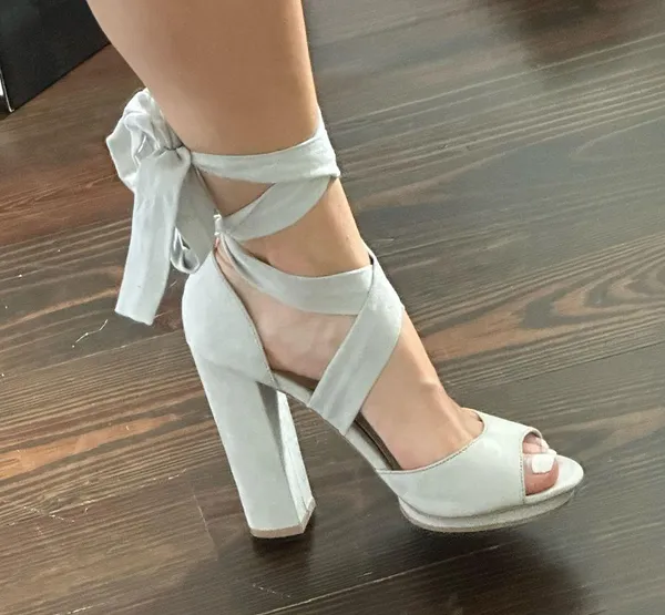 Heels Lulus Ankle Strap Suede - Image 2