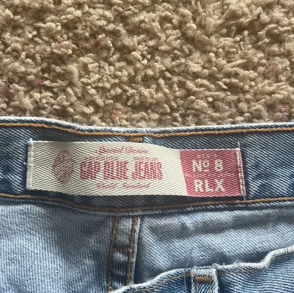 High rise GAP blue jean shorts - Image 3