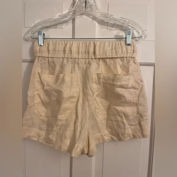 ALC Frank Billy II Short 100% Linen Cream Size 2 - Image 3