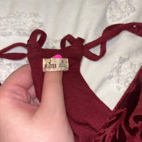 Hollister Deep Wine Velvet Burnout Cami - Image 3