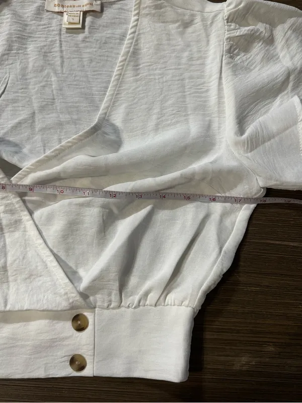 Monteau White Wrap Crop Top with Gold Buttons - Image 7