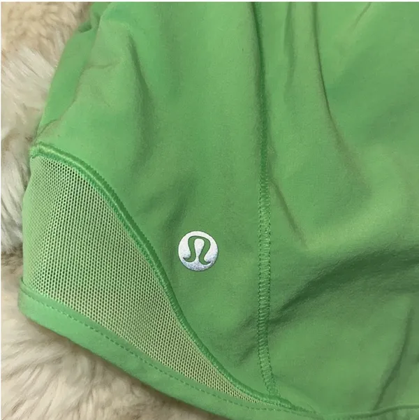 Green Lululemon hottie hot low rise 2.5 inch - Image 2