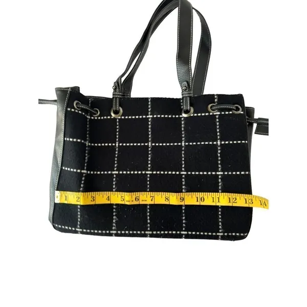 Guerlain Paris black and white block tote handbag 10x13 - Image 4