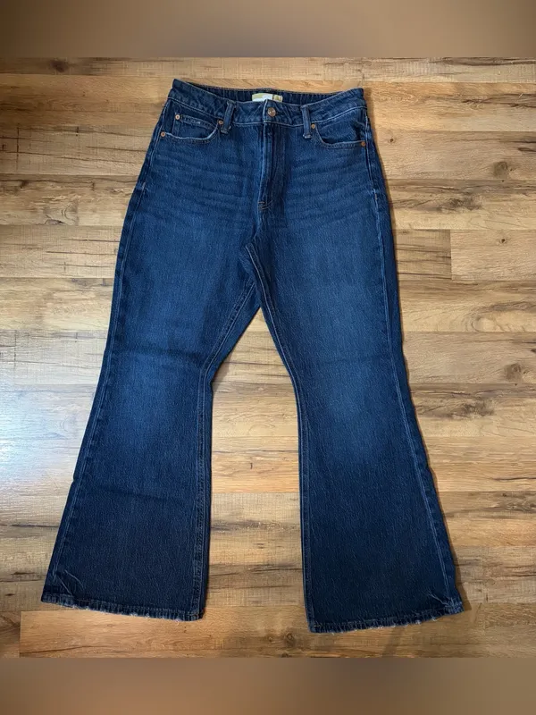 Maurices 90s Flare High Rise Curvy Jeans 10 Short - Image 2