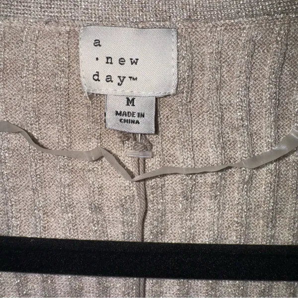 NEW a new day cardigan - Image 3