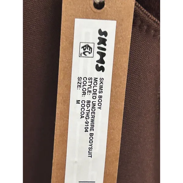 Skims Body Molded Underwire Bodysuit Medium Cocoa New with tags - Image 4