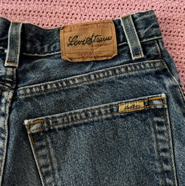 Vintage denim shorts - Image 4