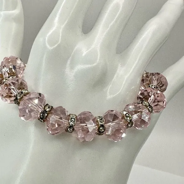 Pink crystal stretchy bracelet - Image 2