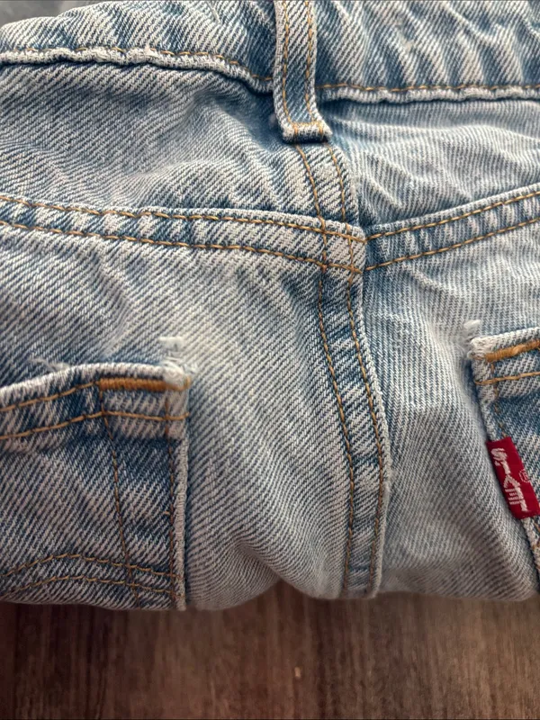 Levi’s Low Loose Big E Reissue Jeans size 25 - Image 11