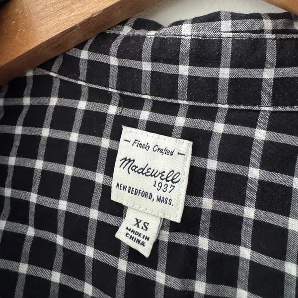 Madewell Women’s Black and White‎ Plaid Long Sleeve Button Down Top - Image 5