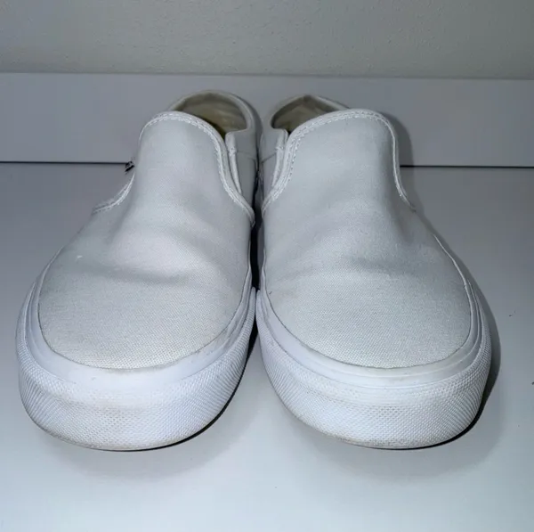 Vans Asher Slip On Classic Sneakers True White Canvas - Image 4