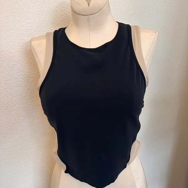 Nike Drift Crop Top Size XS/Small athletic women’s - Image 2